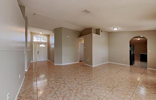 10660 SW 21 ST
