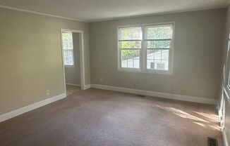 3 beds, 1 bath, $1,650