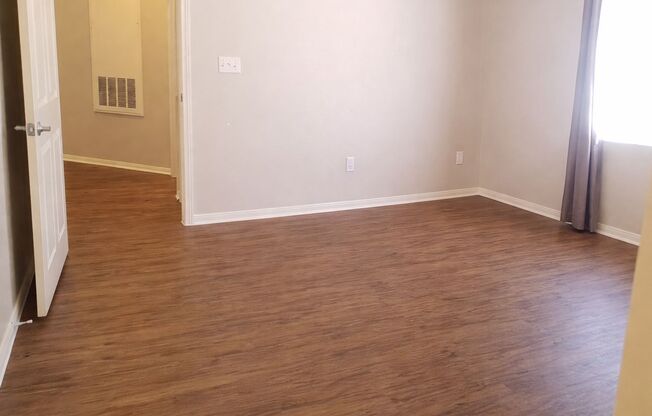 Beautiful 3 bedroom condo, located in a 24 hour guard gated community