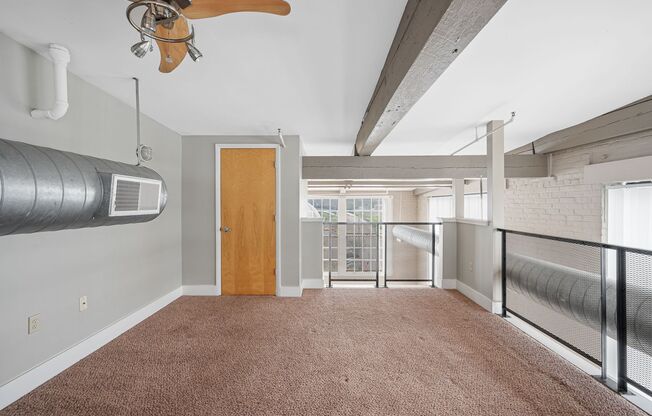 1 bed, 1 bath, 1,328 sqft, $1,872, Unit 3301-401