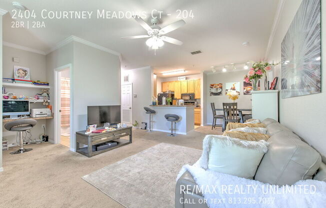 2404 COURTNEY MDWS CT