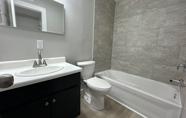 1 bed, 1 bath, 564 sqft, $725, Unit A7