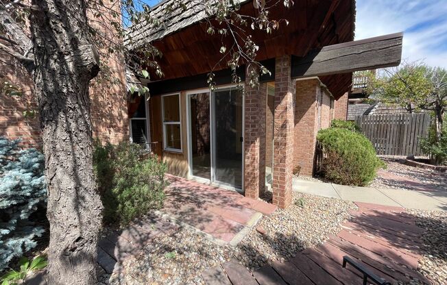 $500 off 1st Month, Spacious Boulder Location with Pool Access and Partial Mountain Views Fresh Paint/New Carpet