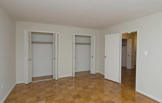 One-bedroom bedroom at Legation House in Washington, DC 20015