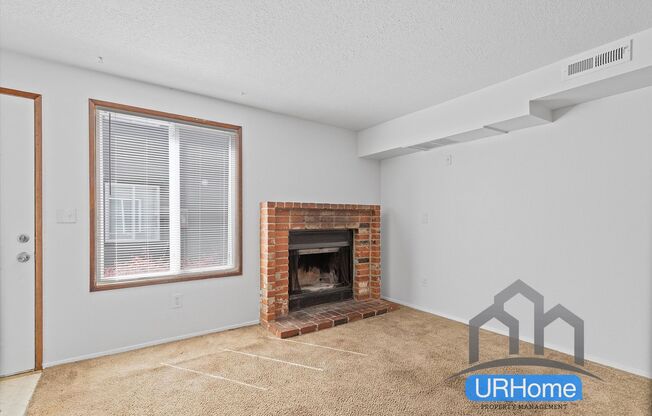 Discover Your Ideal Home $1799 2bd 1.5ba Beautiful Townhouse In SE Portland