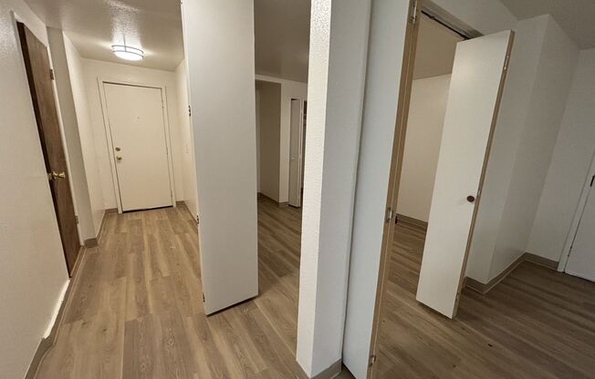 1 bed, 1 bath, 600 sqft, $1,495, Unit B