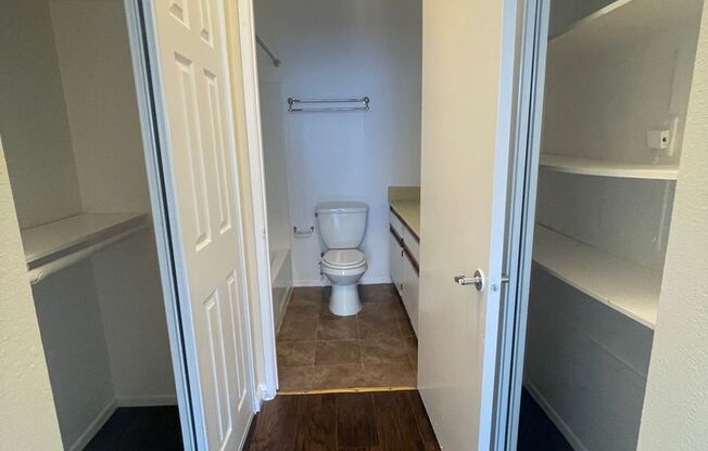 Studio, 1 bath, 350 sqft, $1,795, Unit 207A