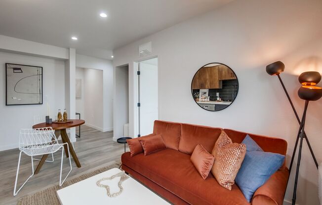 1 bed, 1 bath, 465 sqft, $2,425, Unit 4860-17