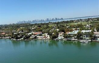 2 beds, 2 baths, 1,040 sqft, $3,600, Unit 5700 Collins Ave # 15H