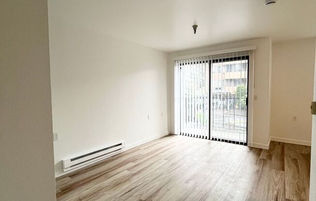 Studio, 1 bath, 480 sqft, $1,450, Unit 128