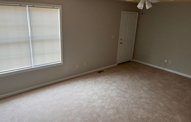 Lovely 3bedroom / 2bath Townhouse near NCSU!