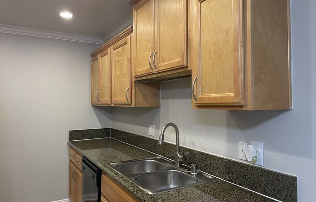 1 bed, 1 bath, 685 sqft, $2,095, Unit 0082