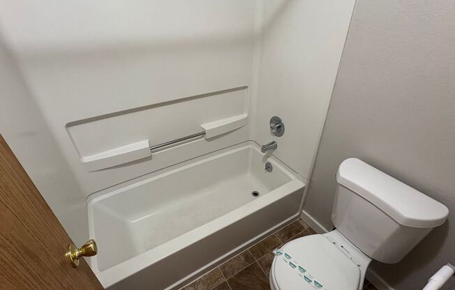 CCH5114--Apple Knoll Townhomes