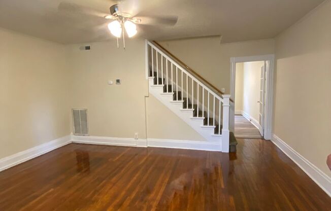 Charming 2-bedroom, 1 bathroom home in Byrd Park!