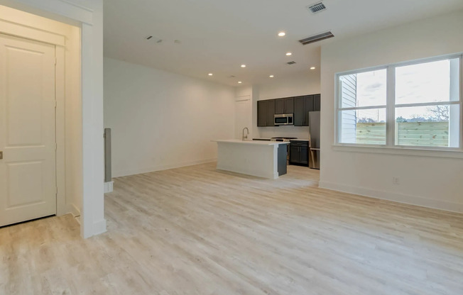 The Grove at Oak Forest Apartments