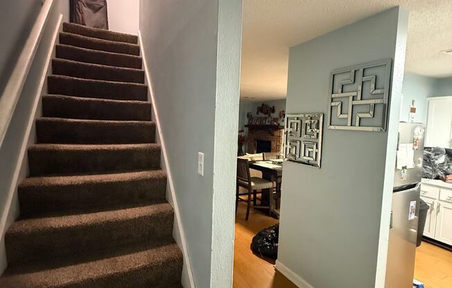 Upgraded 2BR/1.5BA Townhouse Apartment Conveniently Located!