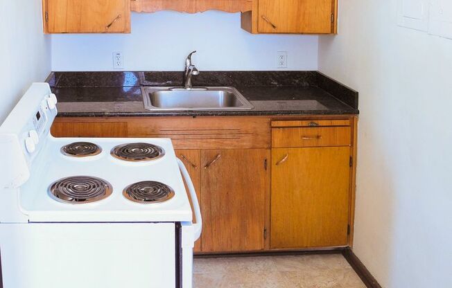 1 bed, 1 bath, 702 sqft, $1,399, Unit 0304