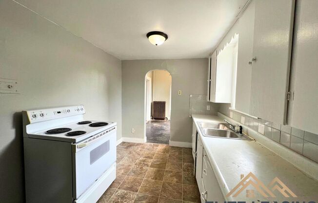 1 bed, 1 bath, 650 sqft, $725, Unit Unit A