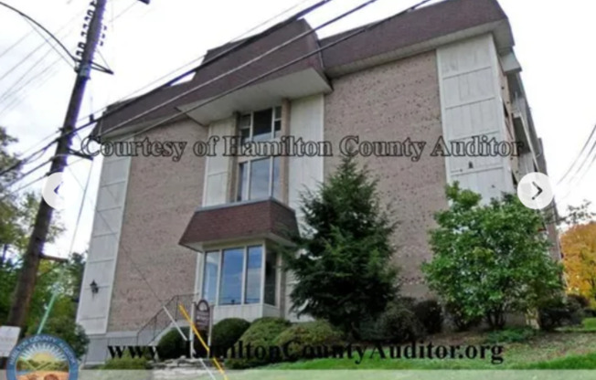 5290 Montgomery Rd