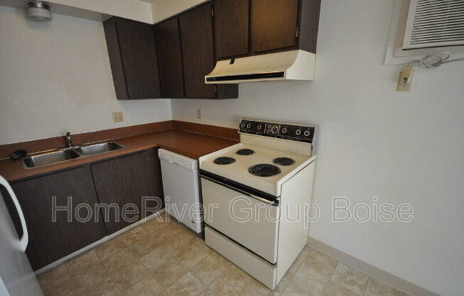 1 bed, 1 bath, 641 sqft, $1,095