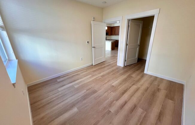 1 bed, 1 bath, 800 sqft, $1,600, Unit E106