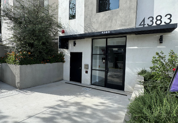 4383 N SEPULVEDA BLVD