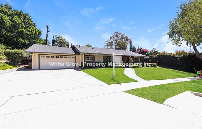 4 Bedroom Pool Home in Raymond Hills Neighborhood