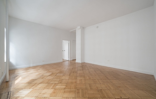 2 beds, 1 bath, 900 sqft, $6,250, Unit 7A