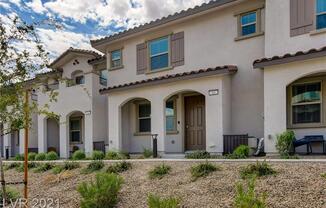 16 LOMITA HTS DR