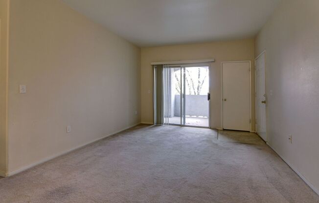 LOVELY CONDO!