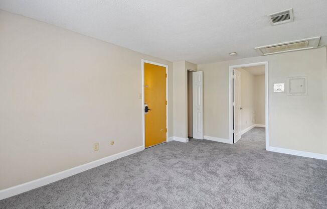 1 bed, 1 bath, 409 sqft, $775, Unit 3605-202