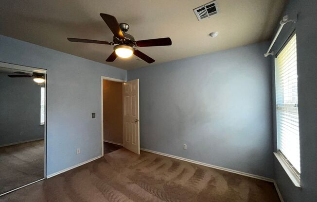 3 beds, 2 baths, $1,600