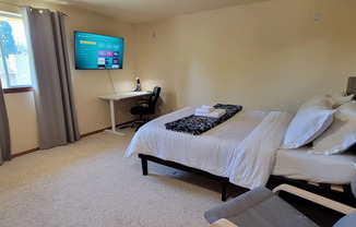 19925 WALLINGFORD AVE N