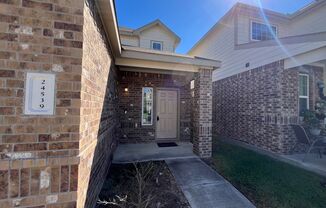 4 beds, 2.5 baths, $2,500