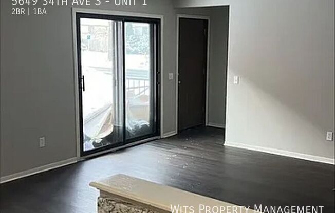 5649 34 AVE S