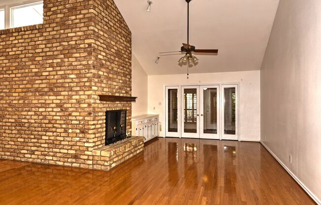 Lovely garden home in great location
