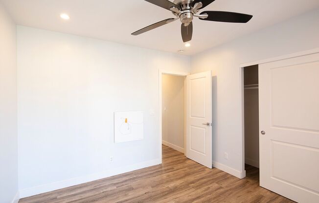 2 beds, 1 bath, $2,495, Unit 1C