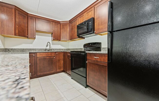 1 bed, 1 bath, 900 sqft, $3,200, Unit T309