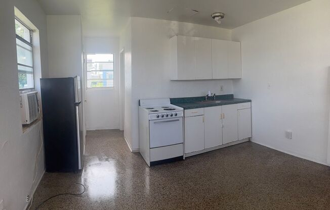 130 Boynton Blvd. Daytona Beach, FL 32118