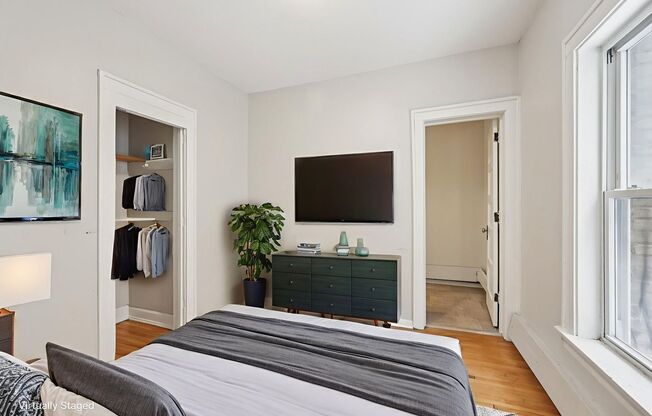 2 beds, 1 bath, 720 sqft, $1,395, Unit 102