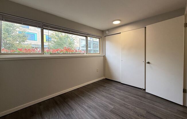 1 bed, 1 bath, 393 sqft, $1,195, Unit 104