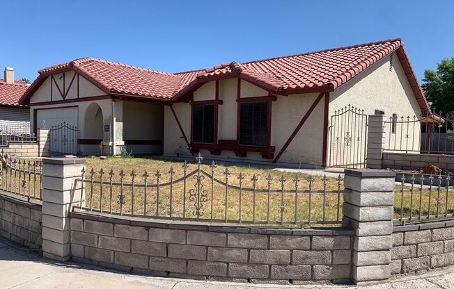 Single Story 3 Bedroom on Large Lot