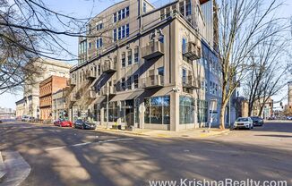 Exclusive Top-Floor Pearl District Condo | 2BR · 2BA | Private Patio | Elevated Urban Living