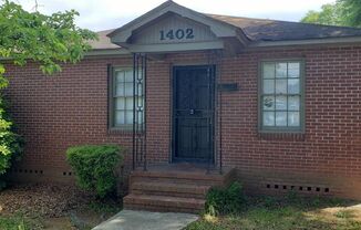 Midtown Duplex 2 bedroom 1 bath