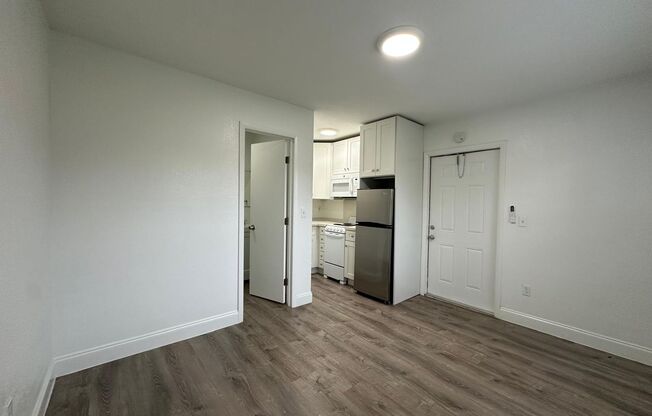 Studio, 1 bath, $1,295, Unit 2300-110
