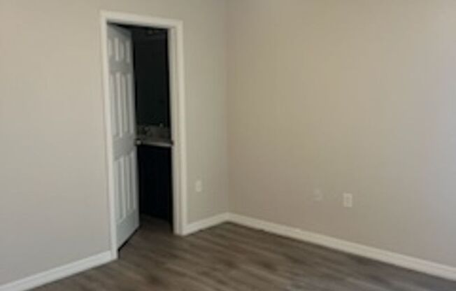 Beautiful 2 Bedroom 2 Bath Duplex Located in Palm Coast