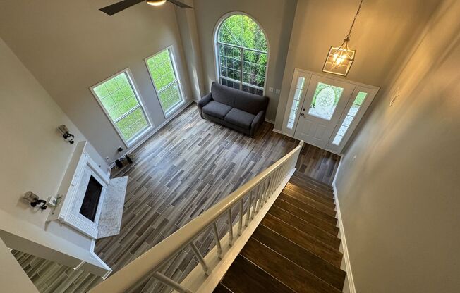 Beautiful 3 Bedroom 2.5 Bath Home Close to I-85.