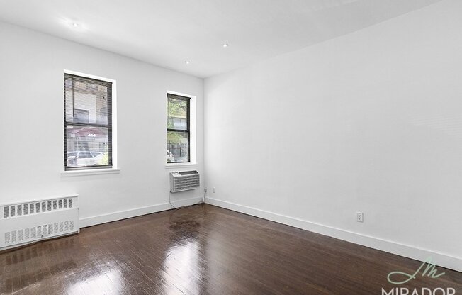 425 E 74 ST