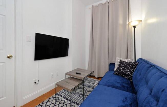 1 bed, 1 bath, $2,800