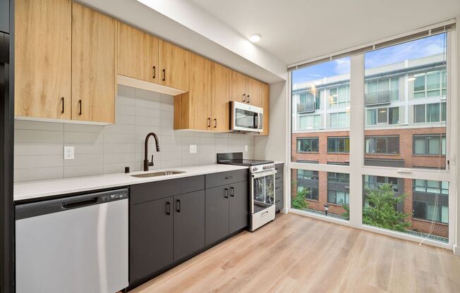 Studio, 1 bath, 350 sqft, $1,500, Unit 314